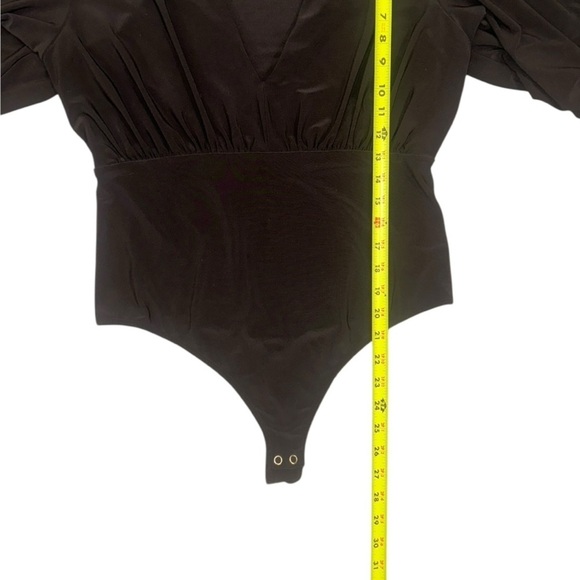 Express Black Balloon Sleeve Bodysuit - Picture 7 of 15